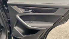 Jaguar F-Pace 2.0 P400e R-Dynamic HSE Black 5dr Auto AWD Estate